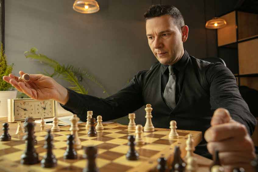 Chess master thinking